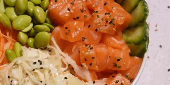 Nouveautés au menu midi : découvrez nos poke lunch exclusifs